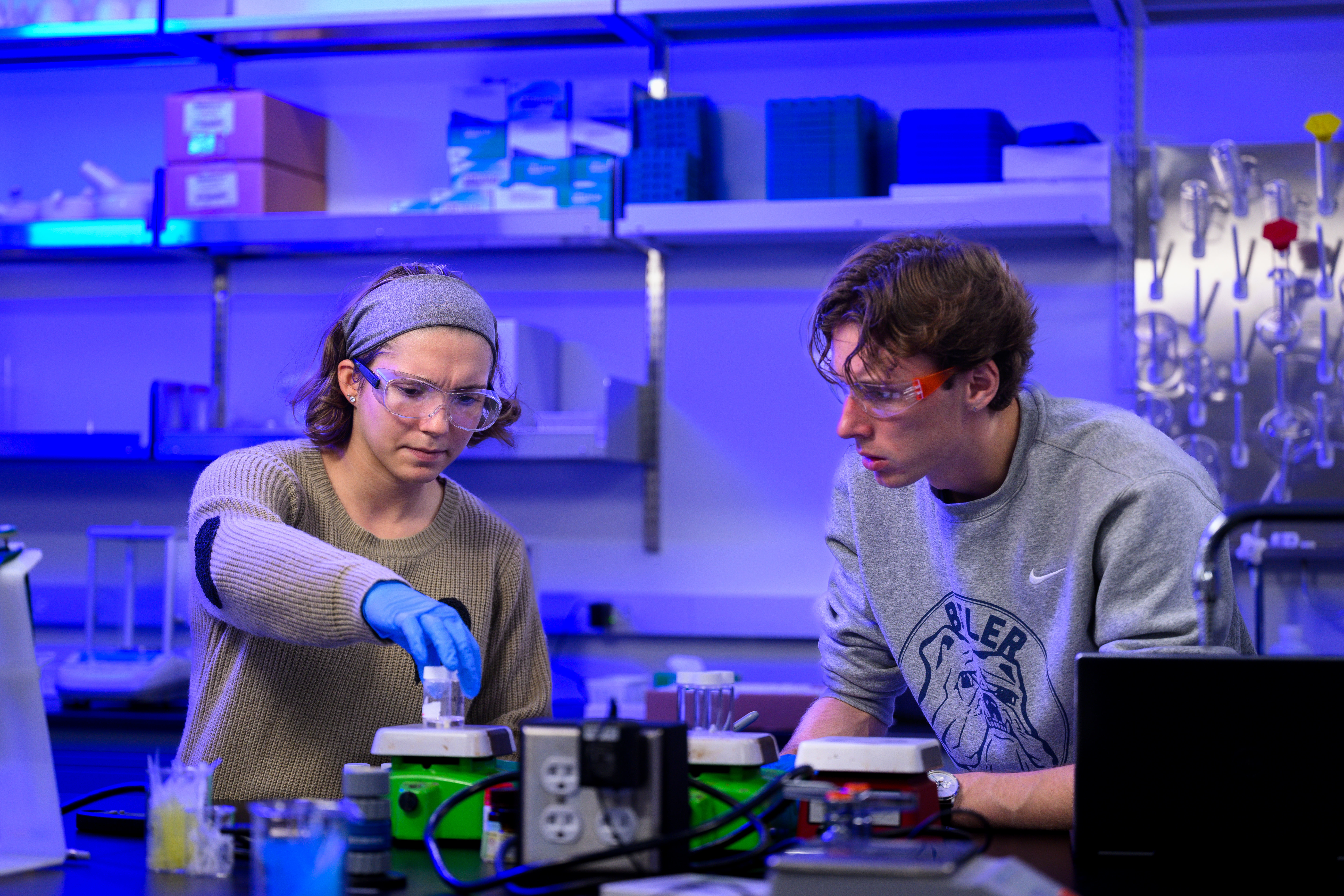 Image of two Butler students in science lab